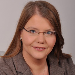Dr. Katja EICHLER