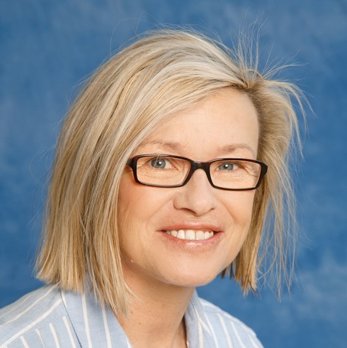 Mag. Pia KOSZIK